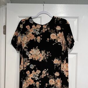 Sienna Sky Black Top with Peach & Cream Accents